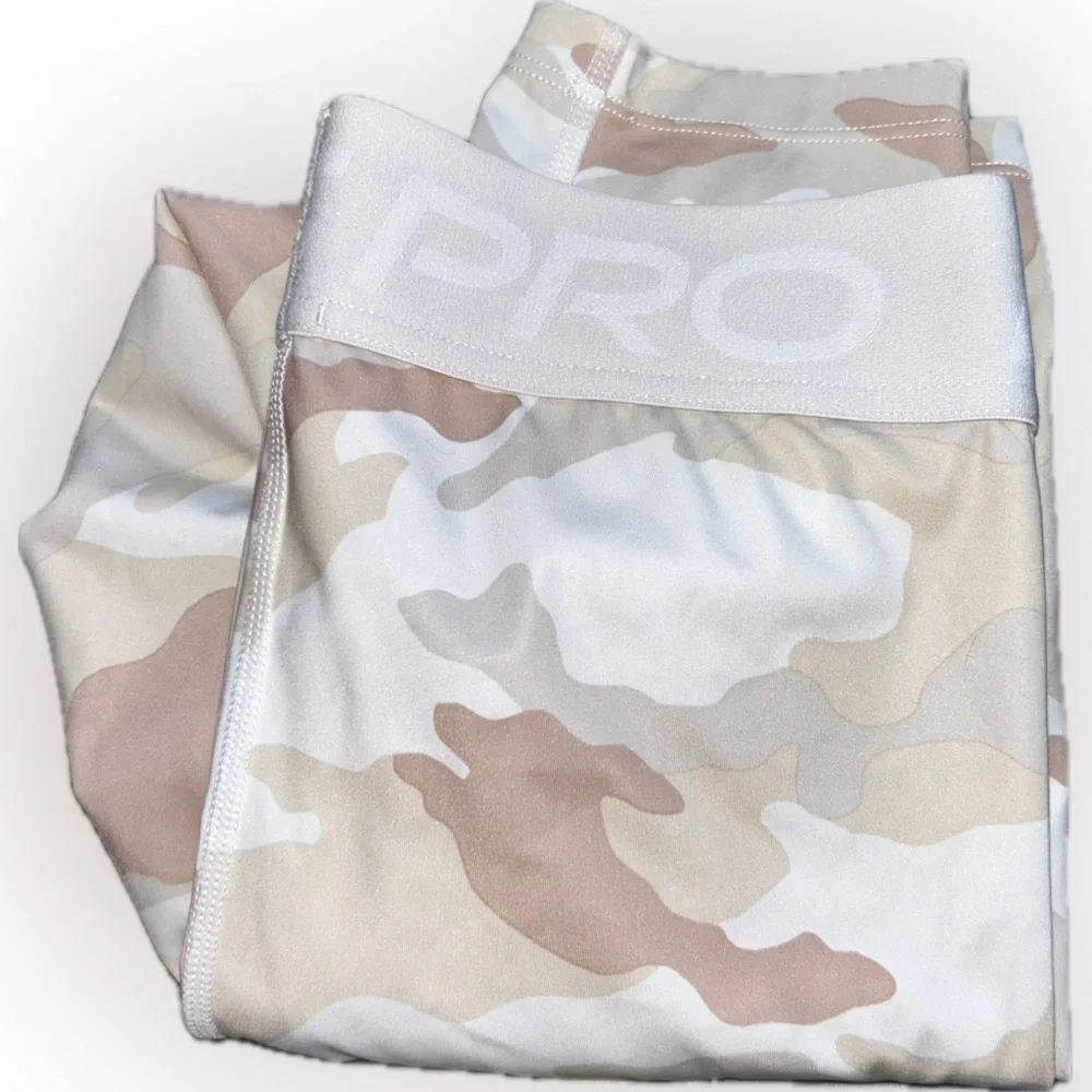 Nike Camo Leggings - Picture 6 of 6